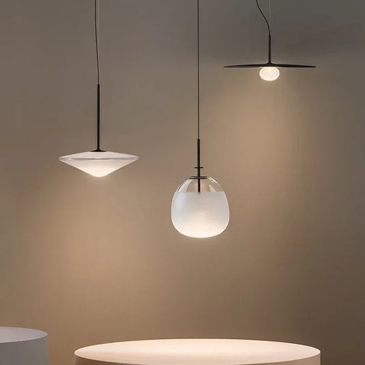 NordicGlow | Dänisch Glas Kronleuchter | Farbiger Glaslampen-Charme im skandinavischen Design