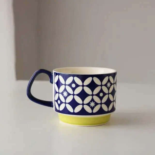 Brenvika | Keramik-Kaffeetasse im Retro-Stil, in 8 Designs erhältlich