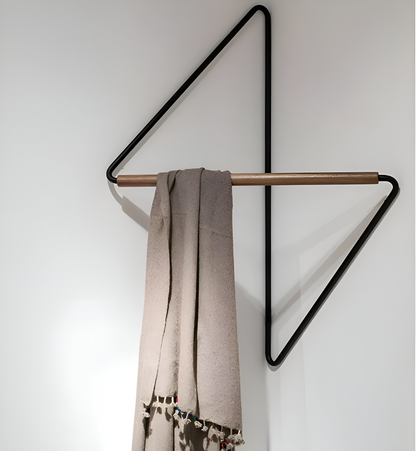 Triad – Geometrischer Garderobenständer aus Metall | Vielseitige Mehrzweck-Garderobe