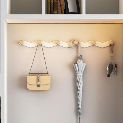 Wandgarderobe mit Kreativem Wellenhaken – Bohrfreie Montage
