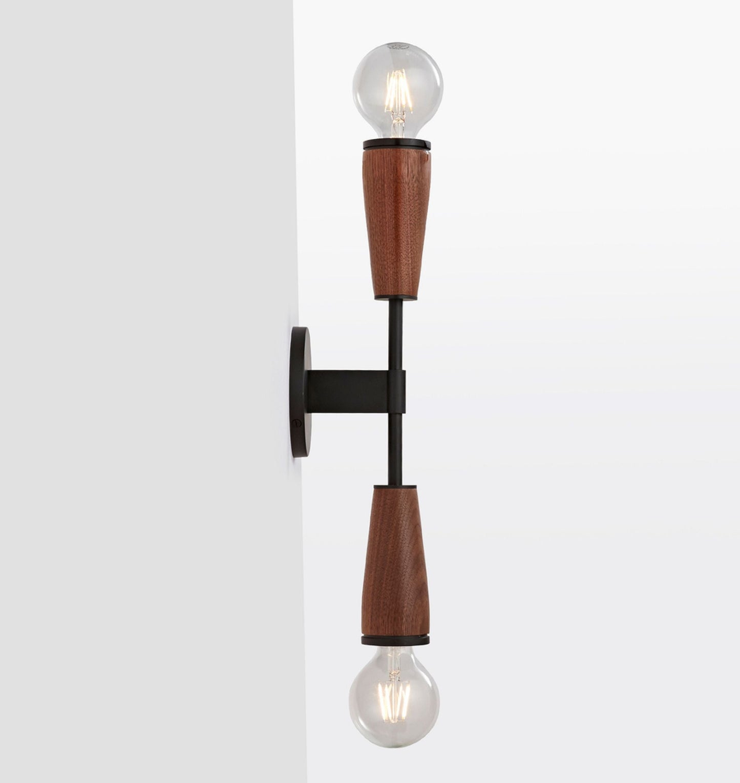 Zweiflammige glazen wandlamp – elegant retrodesign met metaal & E27-fitting
