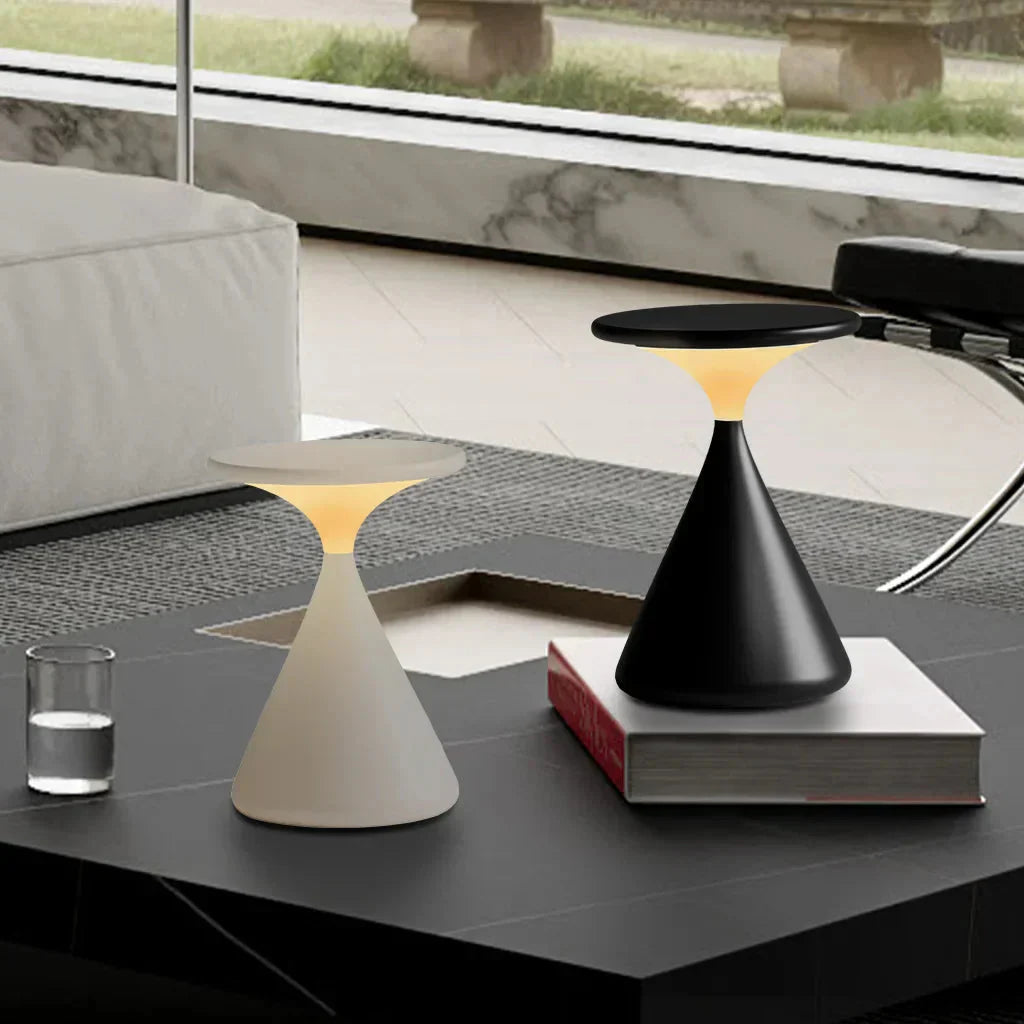 Aeron Glow | Kabellose LED-Tischleuchte im Hourglass-Design