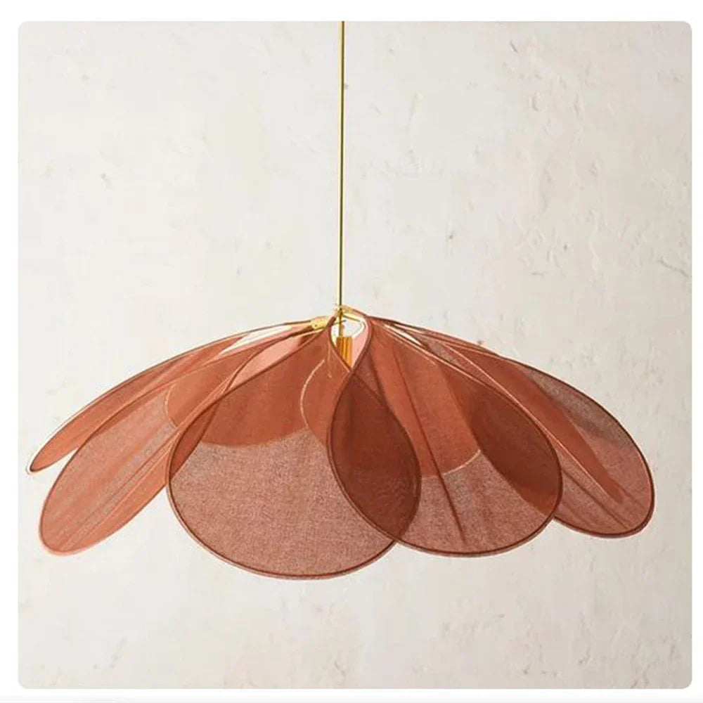Elegante Hängeleuchte im Blumenblatt-Design – inspiriert von der Natur