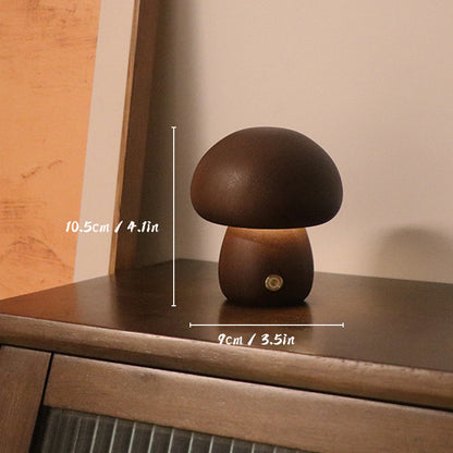 Lunaris Shroom | Wiederaufladbare Tischlampe im Holz-Pilz-Design