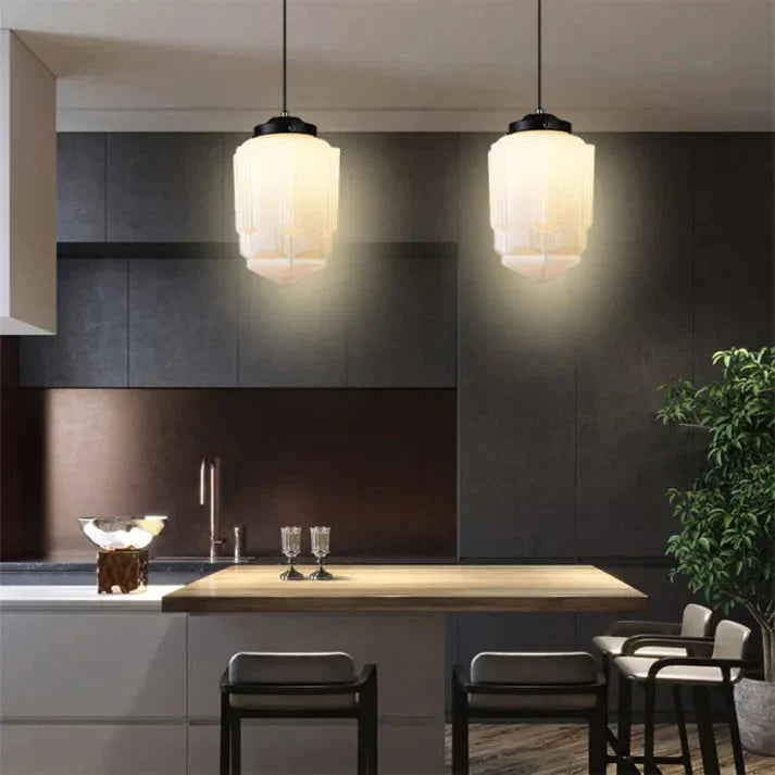 Lunara | Geometrische Milchglas Pendelleuchte in Weiß