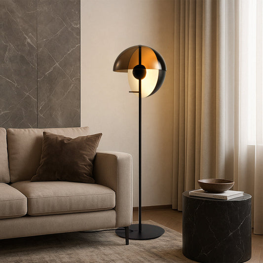Neralith Soma | Stehleuchte aus Glas mit elegantem Lichtspiel