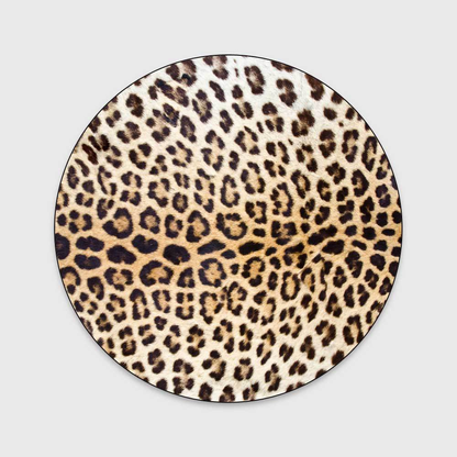 LunaWeave | Wild Elegance Runder Teppich | Luxuriöser Leoparden-Print Teppich – Rutschfest & Waschbar