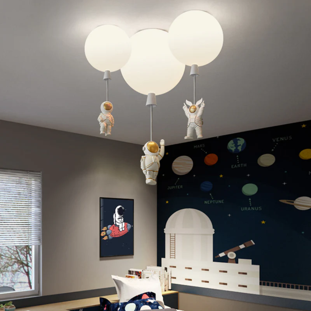 Stellari Orbit | verspielte LED-Deckenleuchte für Kinderzimmer im Astronauten-Design