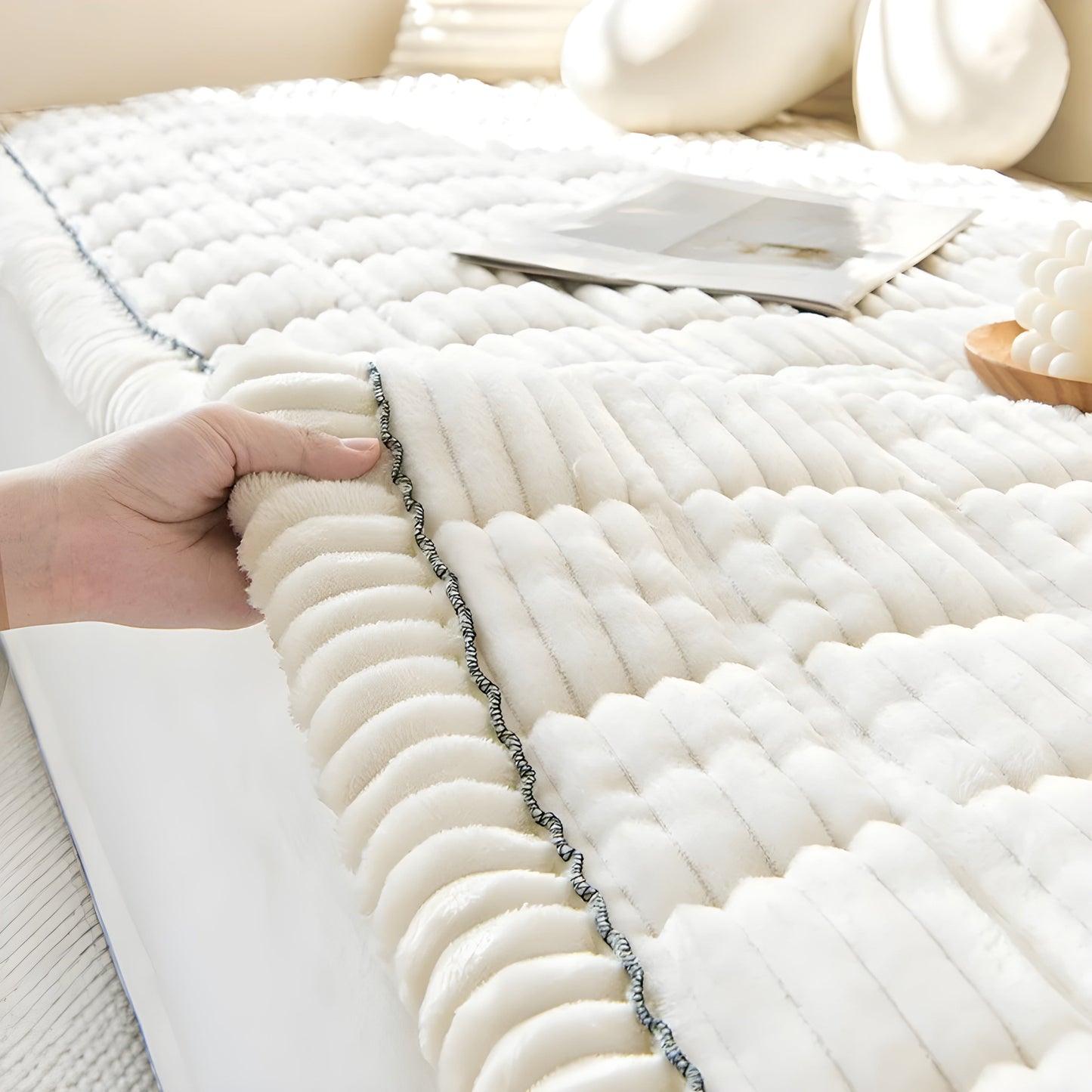 RibCover Classic | Rutschfester Sofaschoner aus Strukturstoff