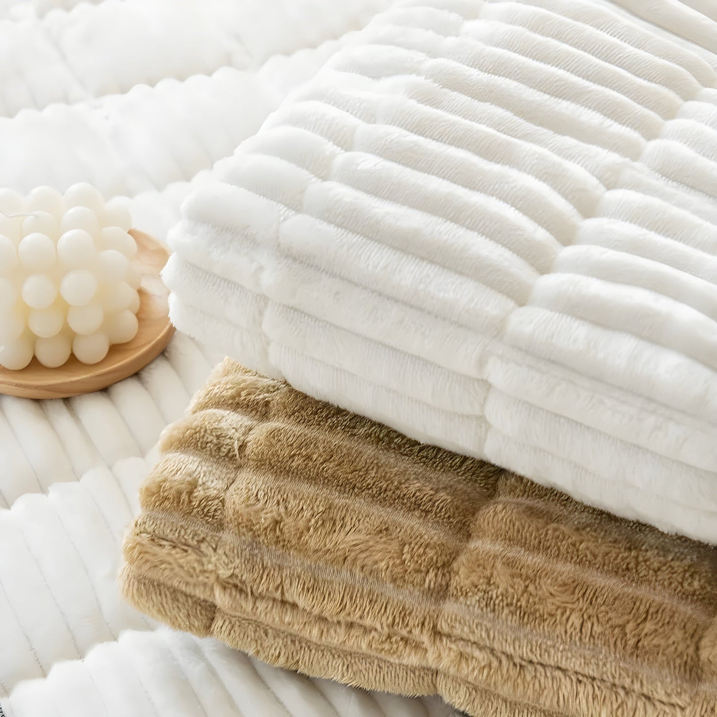 RibCover Classic | Rutschfester Sofaschoner aus Strukturstoff